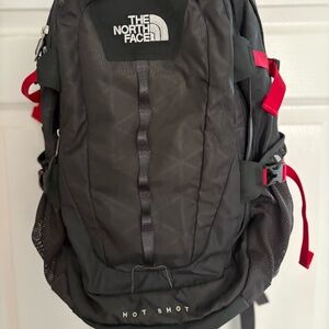 North Face Hot Shot Backpack Black & Red Like NEW!